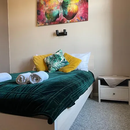 Goscinne I Restauracja Wielkopolanka Hotel Chodzież